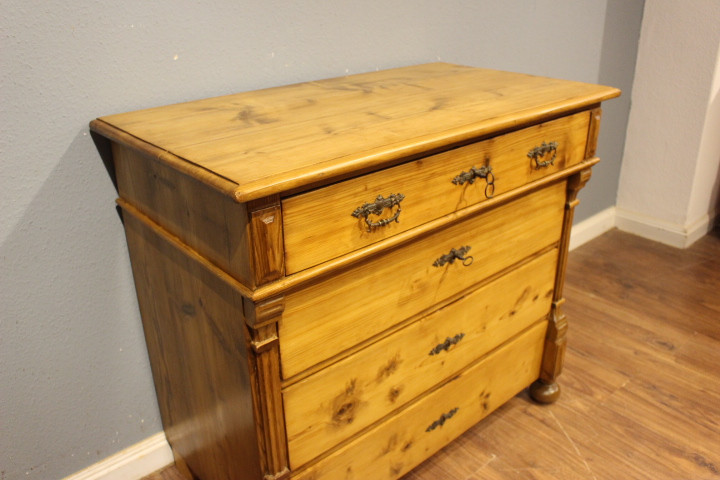  Antike Wäschekommode, vier Schubladen, Gründerzeit (Art.-Nr. 05082)