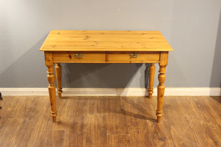 Schreibmöbel Sekretäre Schreibtische und Stehpulte