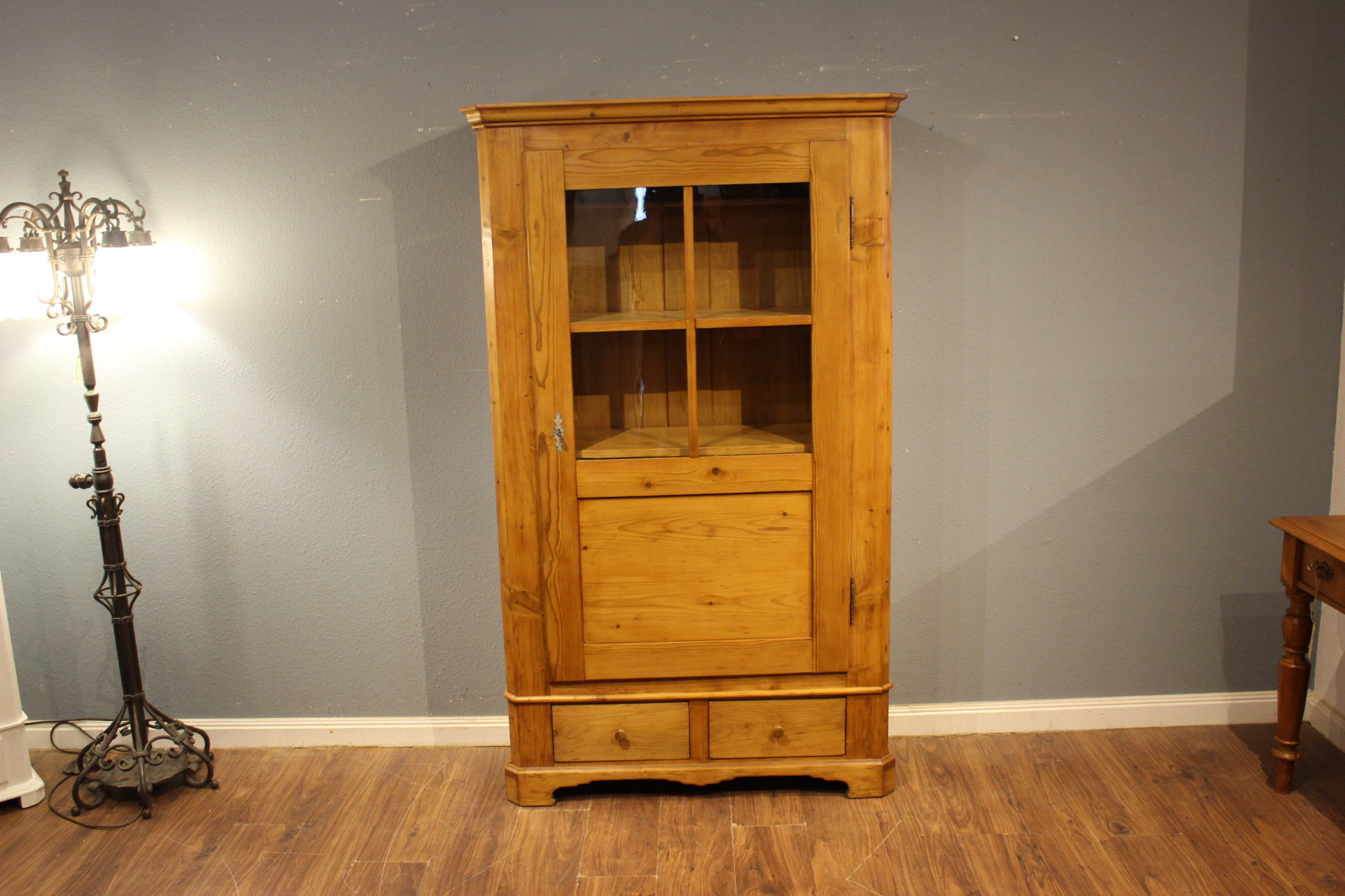  Biedermeiervitrine, Bücherschrank, Geschirrschrank (Art.-Nr. 05126)