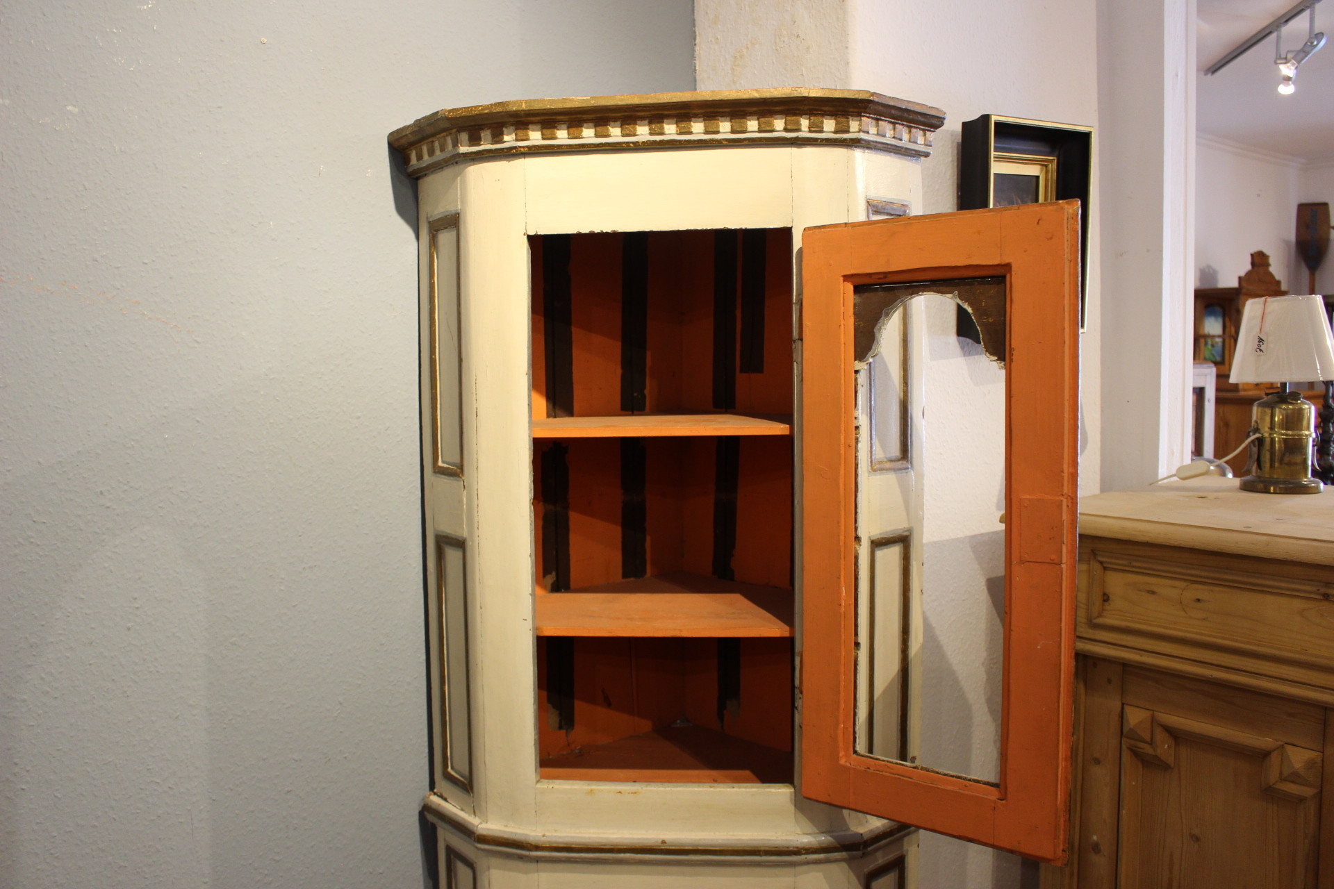  Schwedischer  Eckschrank um 1800, Gustavian (Art.-Nr. 04760)