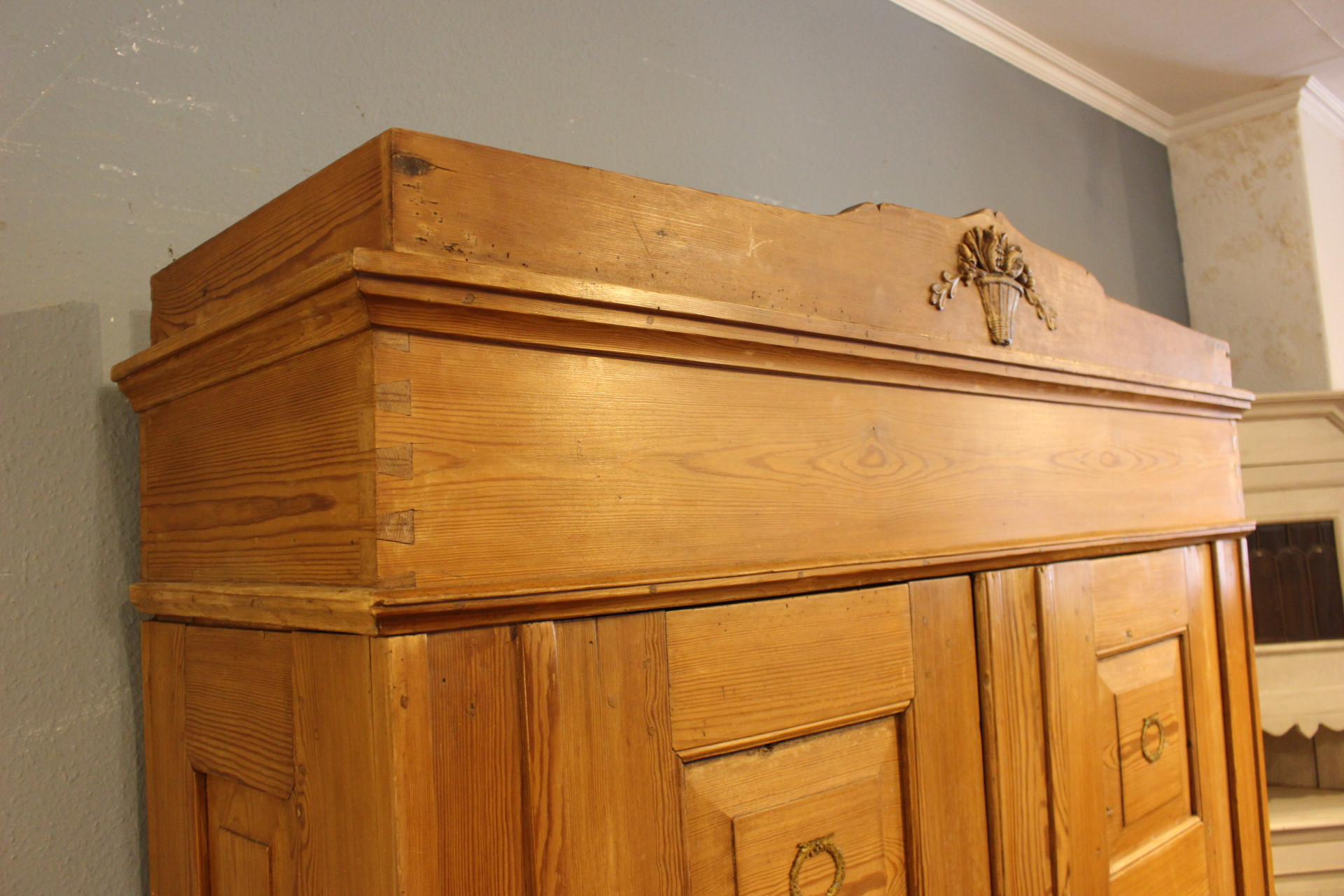  Wäscheschrank Jugendstil, zweitürig  (Art.-Nr. 05228)