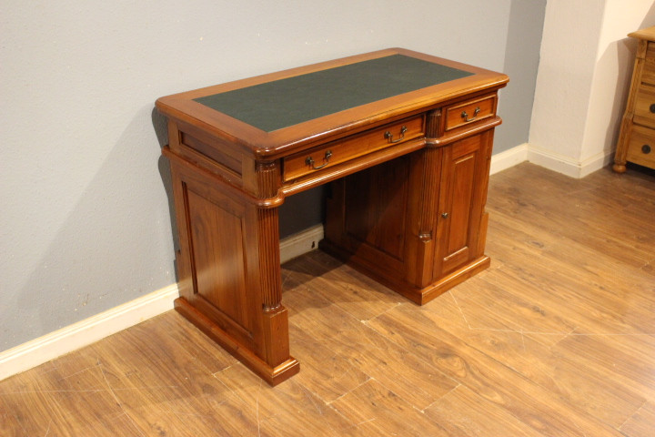 Alter Büroschreibtisch Gründerzeit Reproduktion (Art.-Nr.: 05088)