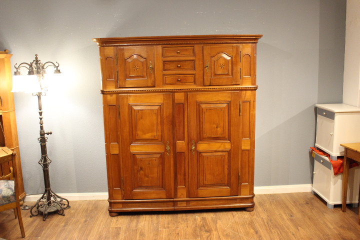 Sonnenschränke Barockschränke Besondere Antike Schränke