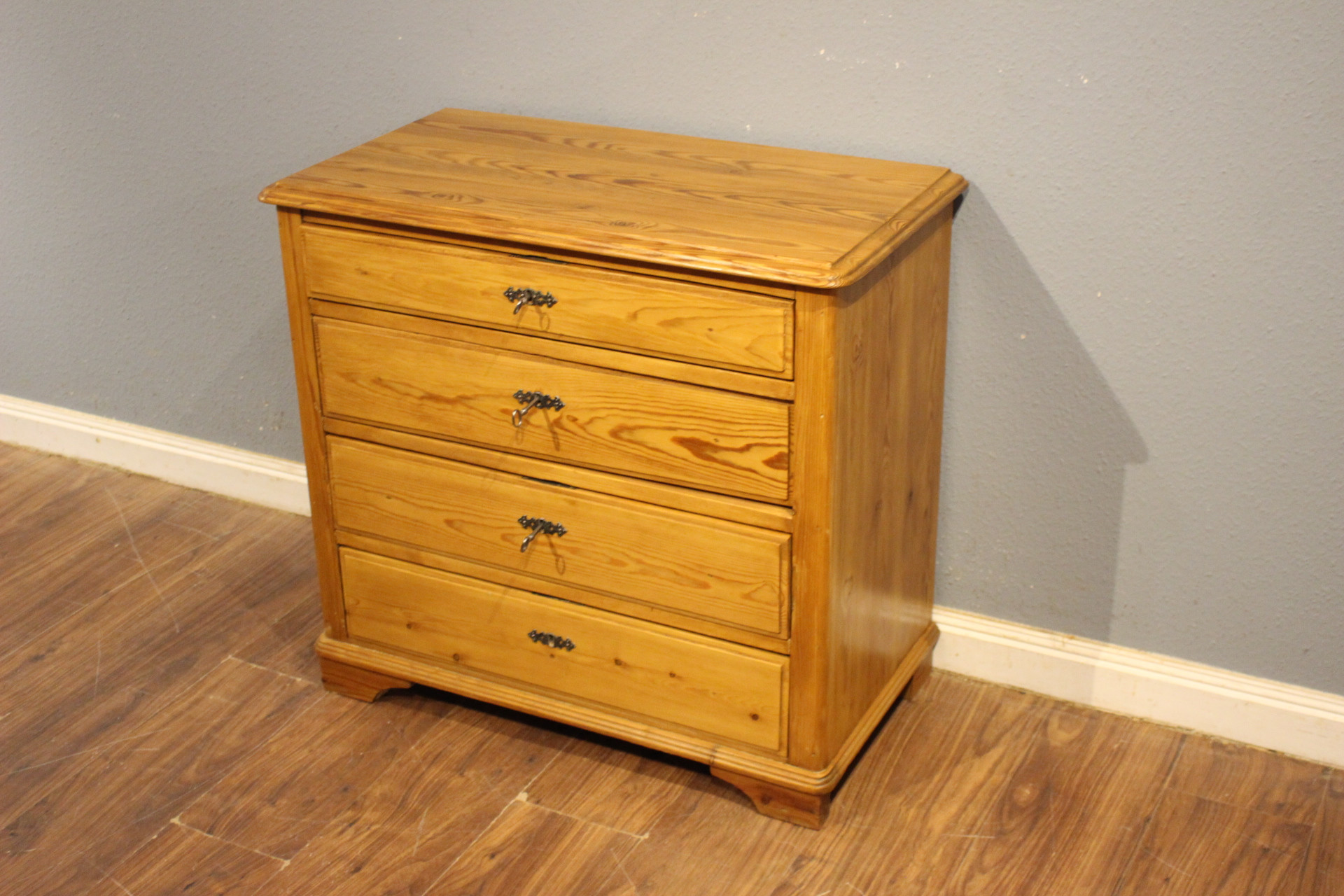 Antike Kommode Spätbiedermeier Kiefer (Art.-Nr. 05145)