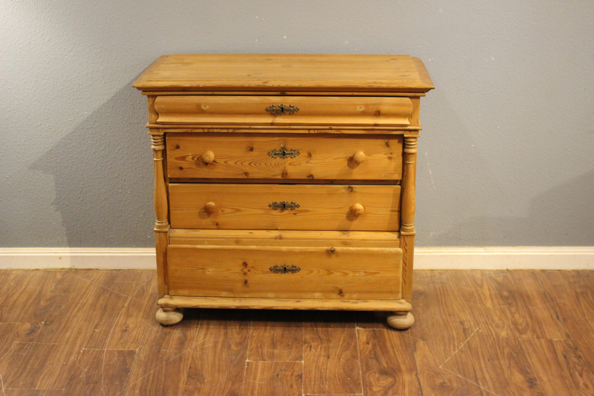 Antike Kommode Spätbiedermeier Kiefer (Art.-Nr. 05270)