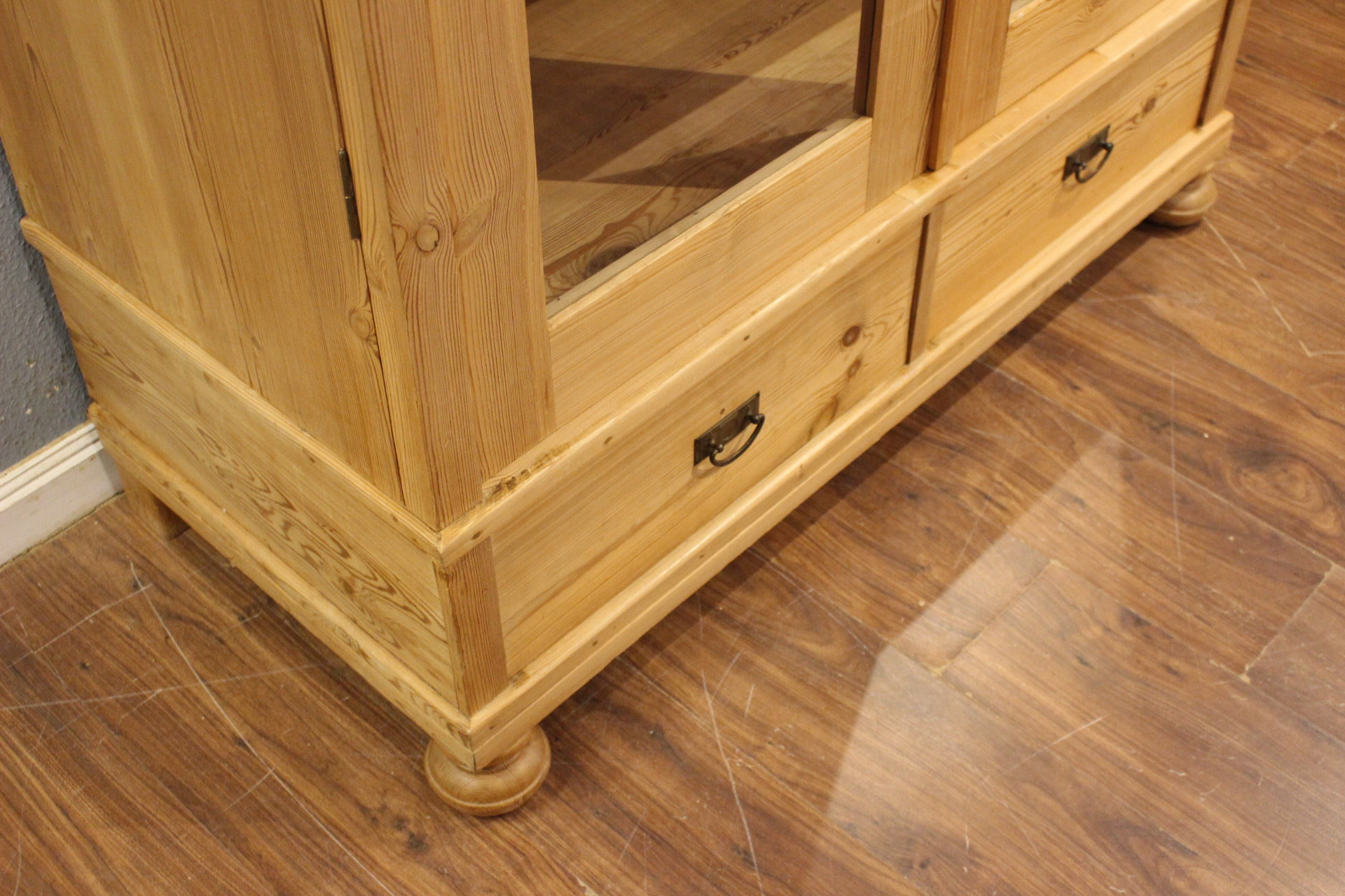 Antike Vitrine, Bücherschrank, Bauhaus (Art.-Nr. 05154)