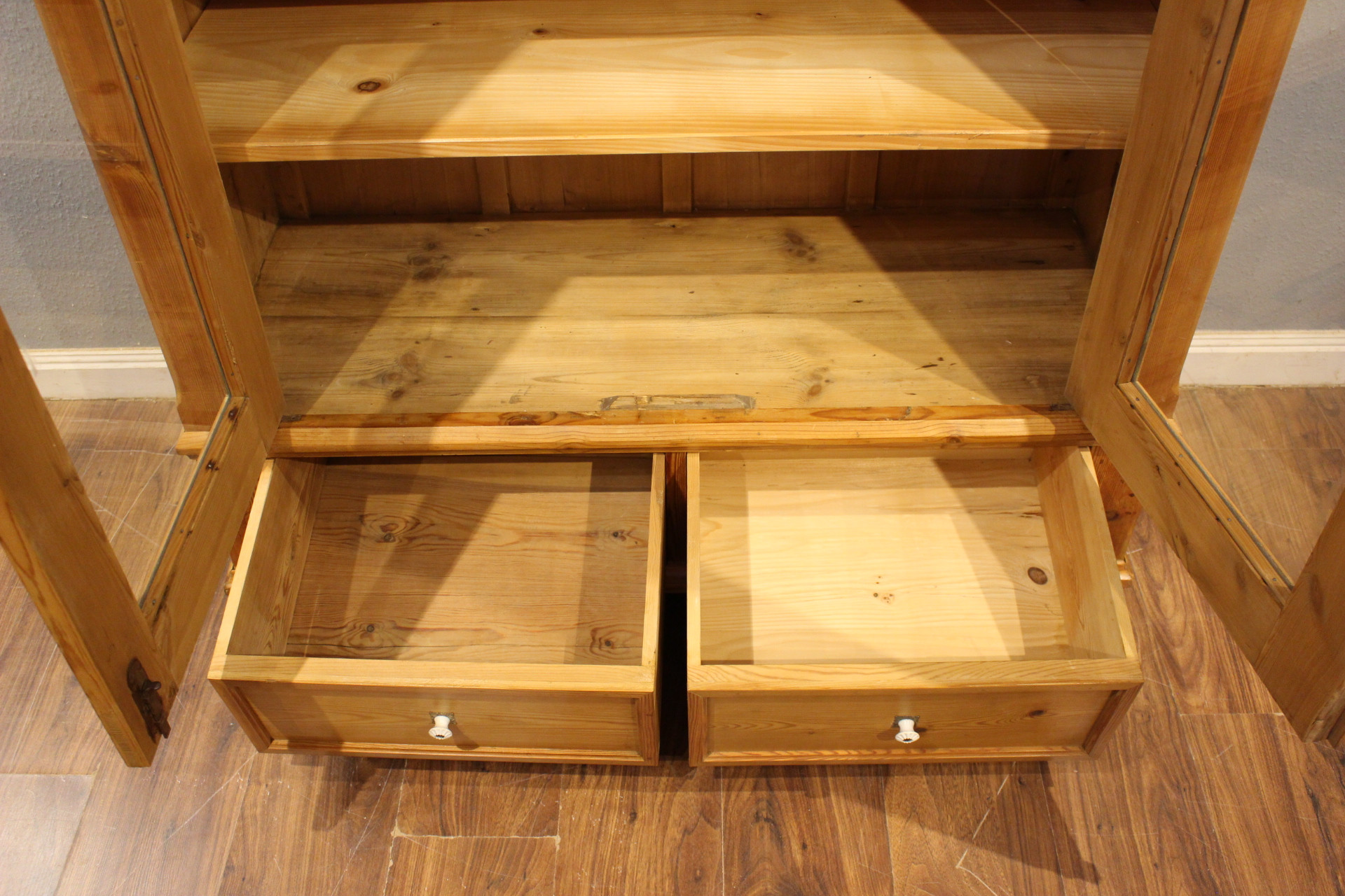 Antike Vitrine, Bücherschrank, Biedermeier (Art.-Nr. 05125)