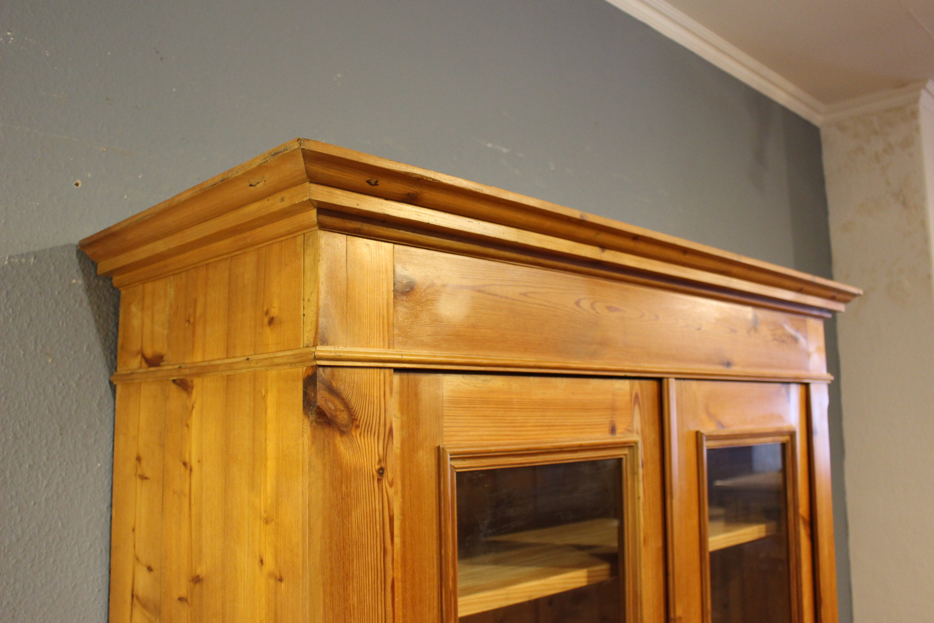 Antike Vitrine, Bücherschrank, Biedermeier (Art.-Nr. 05125)