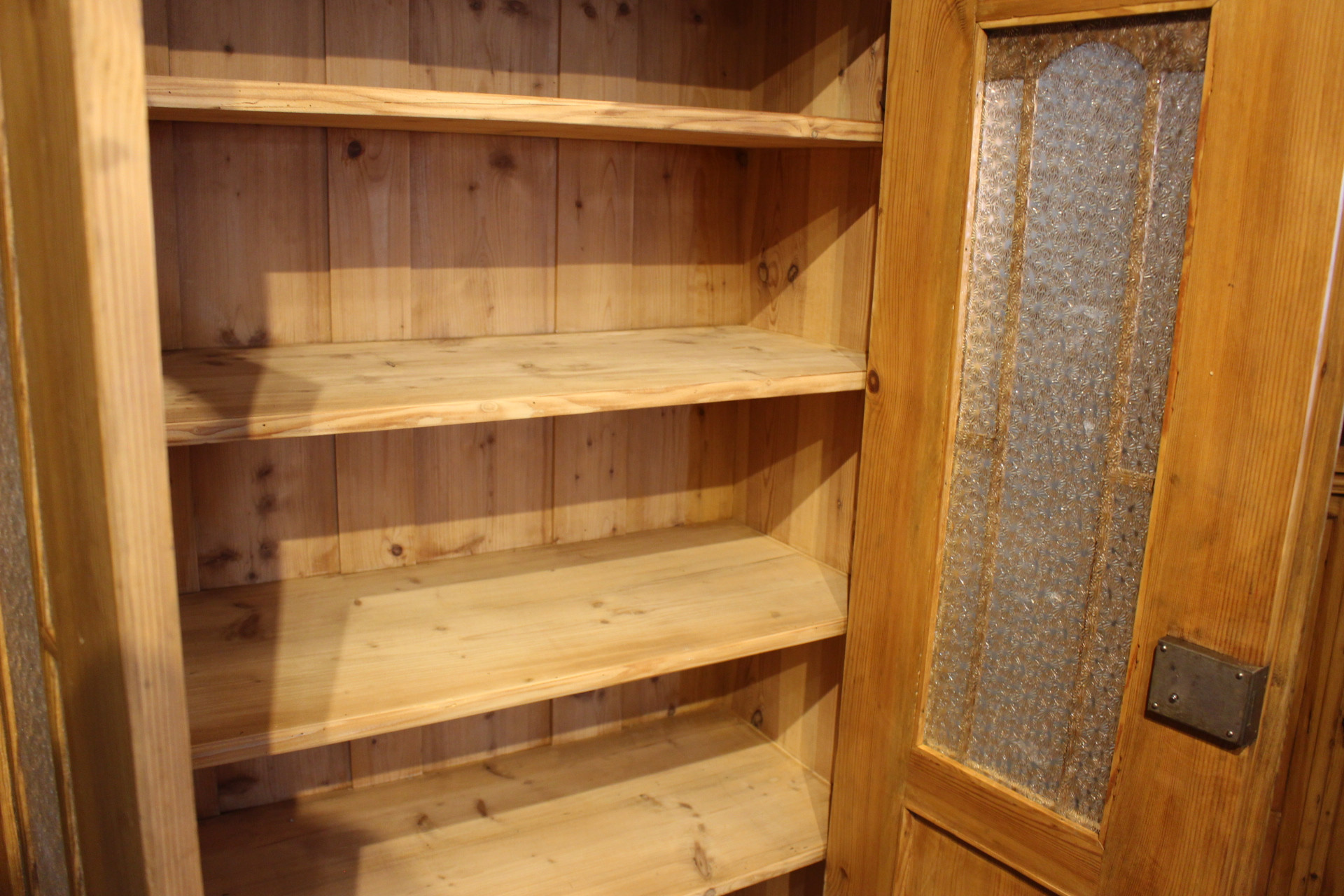 Antike Vitrine, Bücherschrank, Geschirrschrank Art déco (Art.-Nr. 04572)