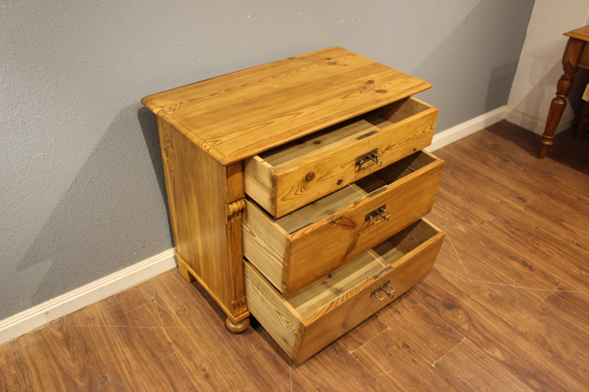 Antike Wäschekommode, drei Schubladen, Gründerzeit (Art.-Nr. 05127)