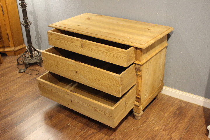 Antike Wäschekommode, drei Schubladen, Gründerzeit (Art.-Nr. 05168)
