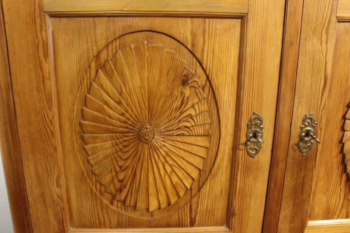 Bremer Sonnenschrank Kleiderschrank Biedermeier Kiefer (Art.-Nr. 05258)
