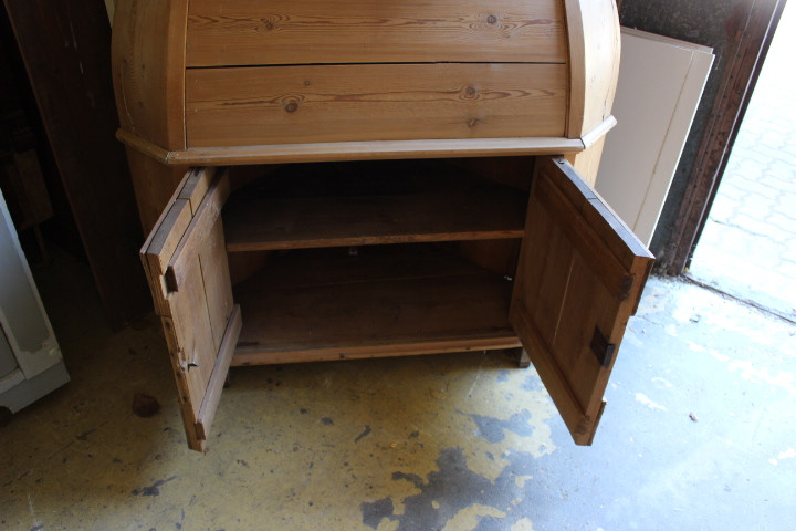 Antiker Eckschrank mit Sekretärteil, Biedermeierstil (Art.-Nr. 05009)