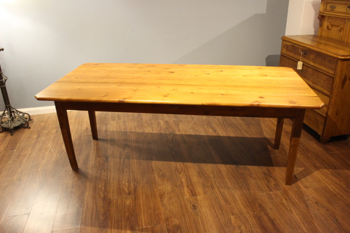 Antiker Esstisch, Gesindetisch Kiefer Biedermeier (Art.-Nr. 05100)
