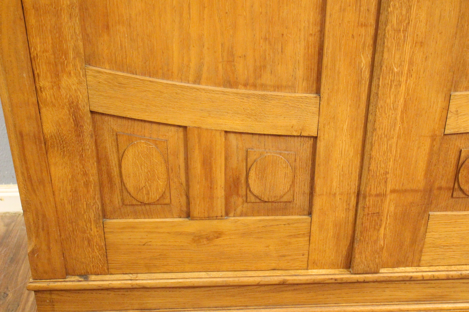 antiker Kleiderschrank, Wäscheschrank, Eiche (Art.-Nr. 05215)