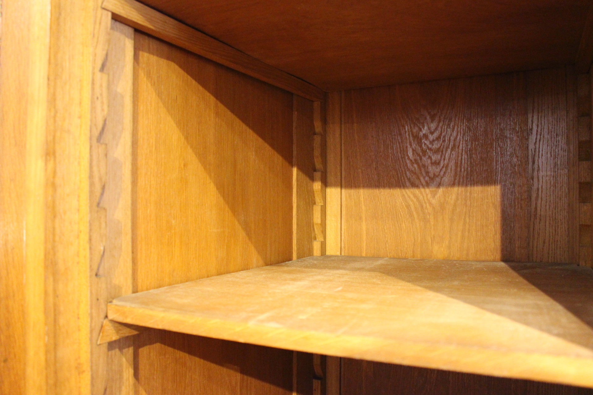 antiker Kleiderschrank, Wäscheschrank mit großem Spiegel, Art déco (Art.-Nr. 05225)