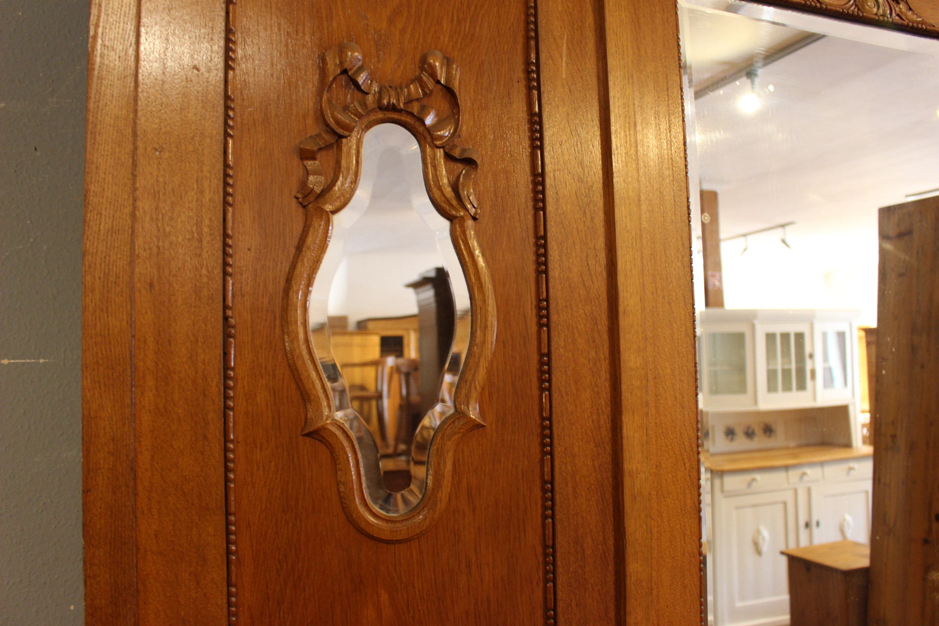 antiker Kleiderschrank, Wäscheschrank mit großem Spiegel, Art déco (Art.-Nr. 05225)