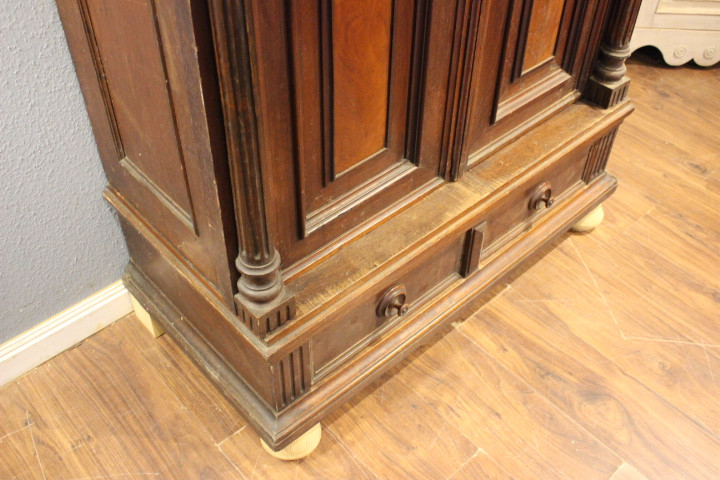 antiker Schrank Gründerzeit mit Schubladen (Art.-Nr. 05230)