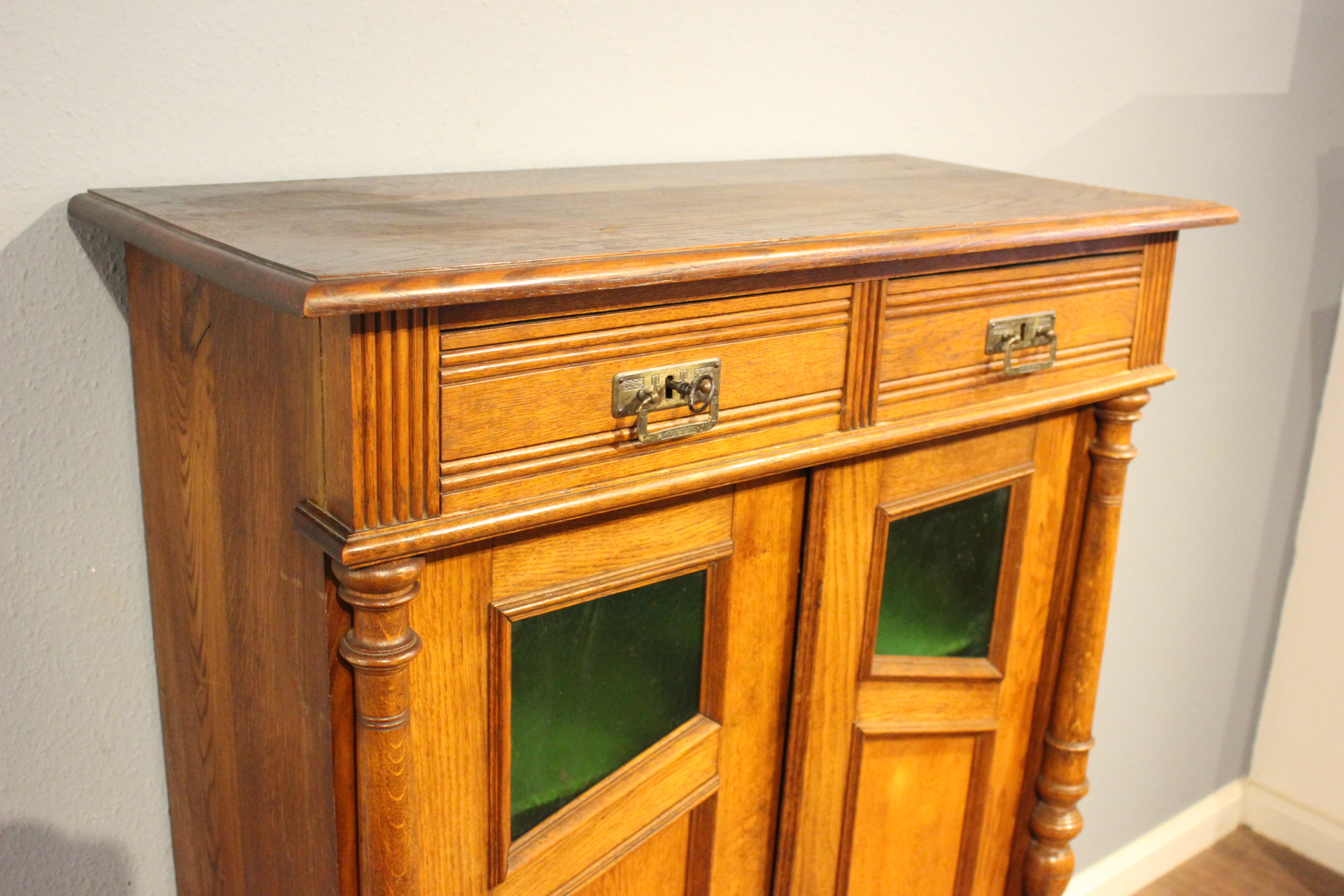 Antikes Vertiko, Jungendstil (Art.-Nr. 05147)