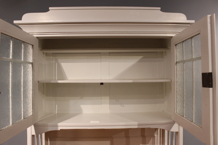 Antikes Küchenbuffet, Art déco, weiß gestrichen (Art.-Nr. 04741)