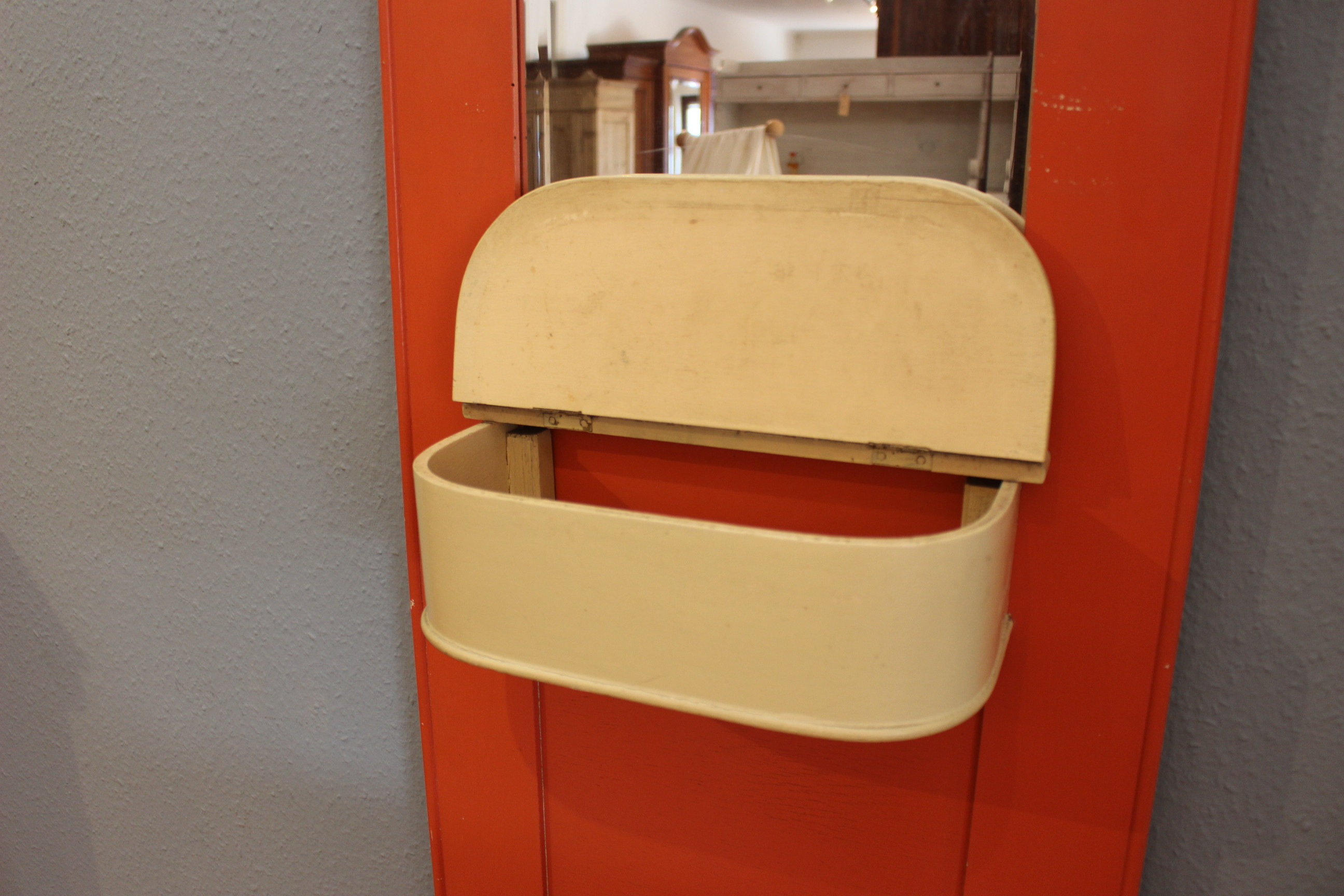 Art Deco Garderobe im original Zustand  (Art.-Nr. 03234)