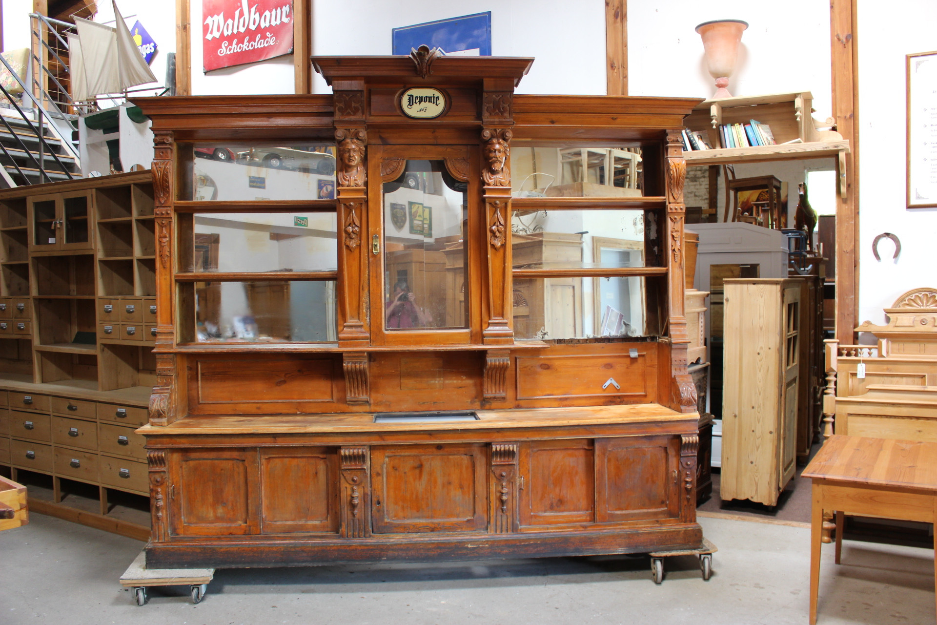 Anrichten Truhen und Sideboards