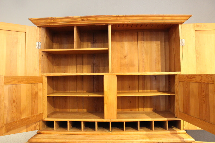 Buffet, Wirtschaftsschrank  Biedermeier (Art.-Nr. 05244)