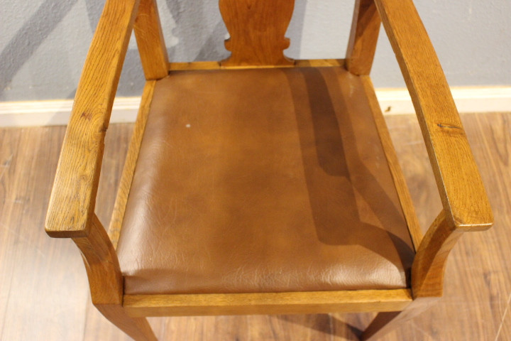 Bürostuhl, Armlehnenstuhl, Bauhaus (Art.-Nr. 05233)