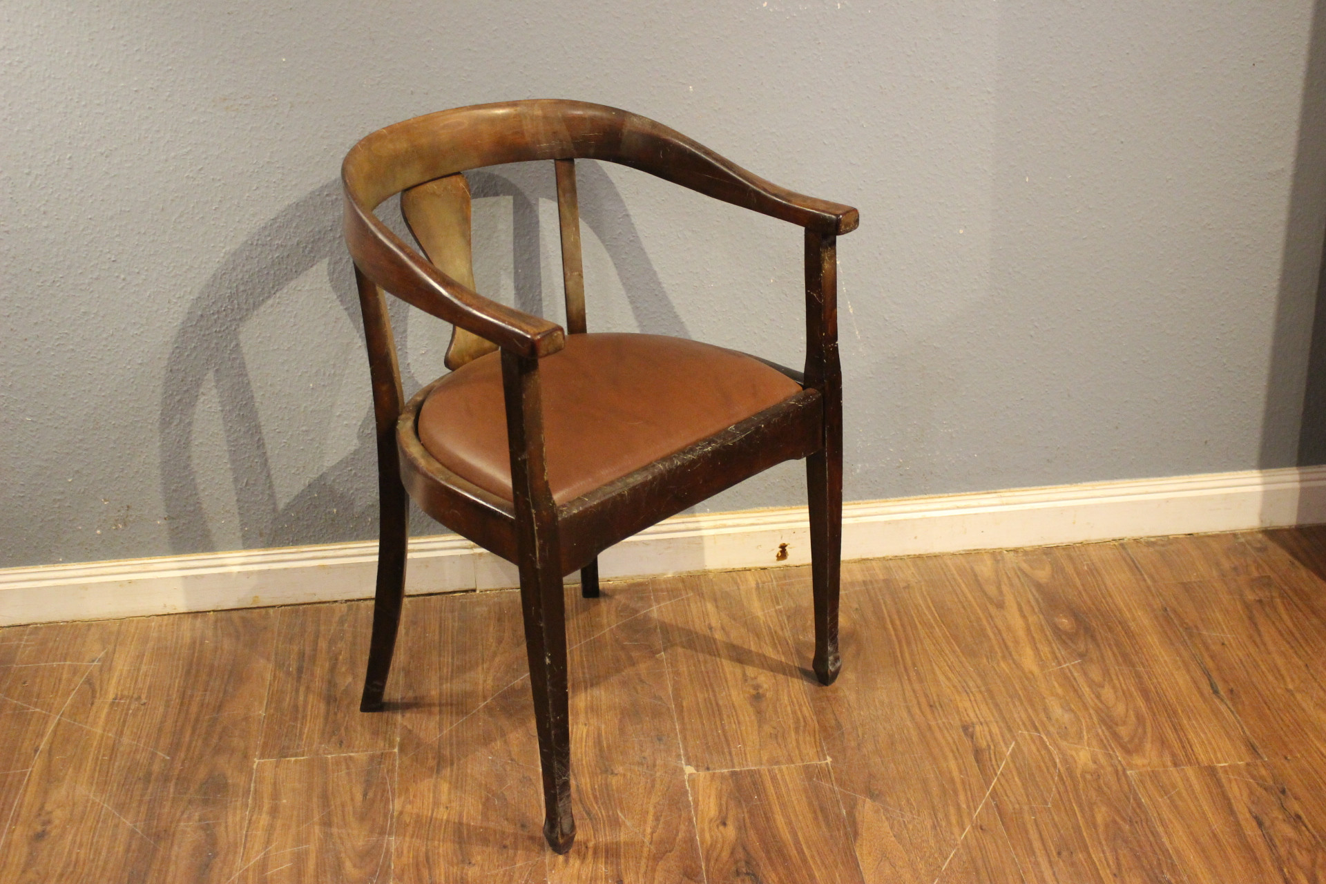 Sitzmöbel Bänke und Stühle