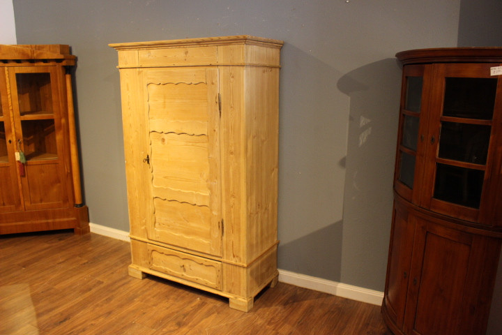 Dänischer Schrank eintürig, ein Schub, Spätbiedermeier (Art.-Nr. 04363)