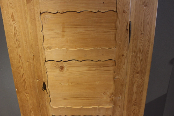 Dänischer Schrank eintürig, ein Schub, Spätbiedermeier (Art.-Nr. 04363)