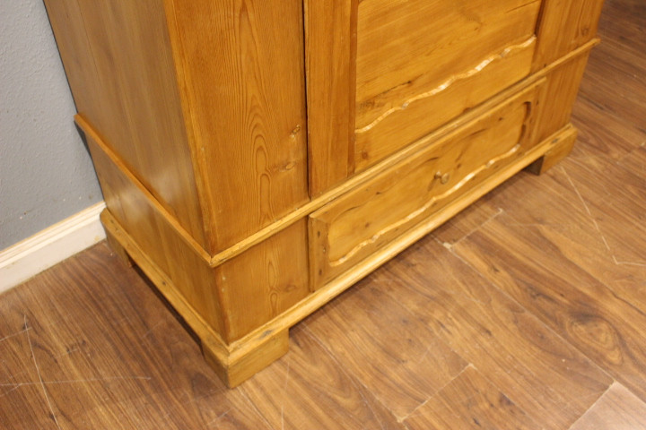 Dänischer Schrank eintürig, ein Schub, Spätbiedermeier (Art.-Nr. 04363)