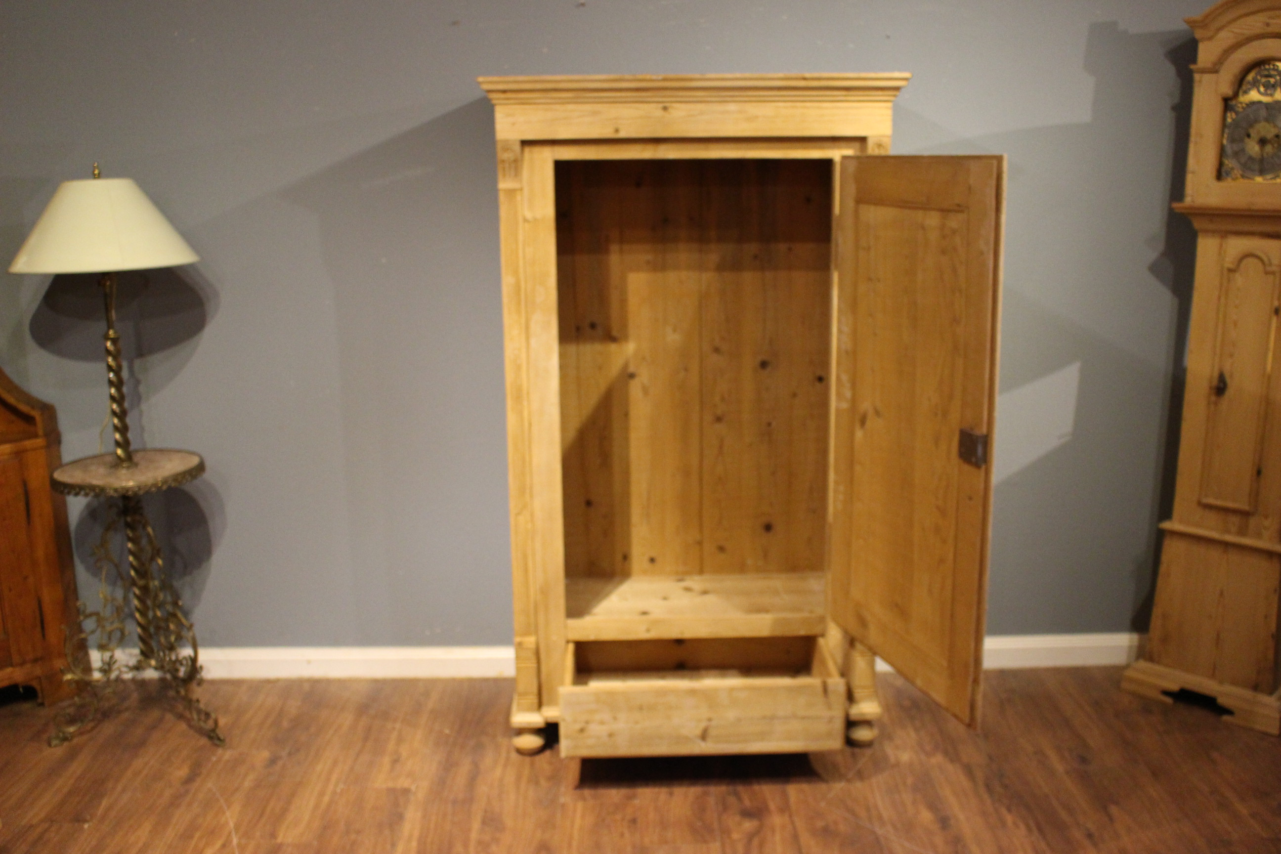 Eintüriger Kleiderschrank Kiefer natur Jugendstil