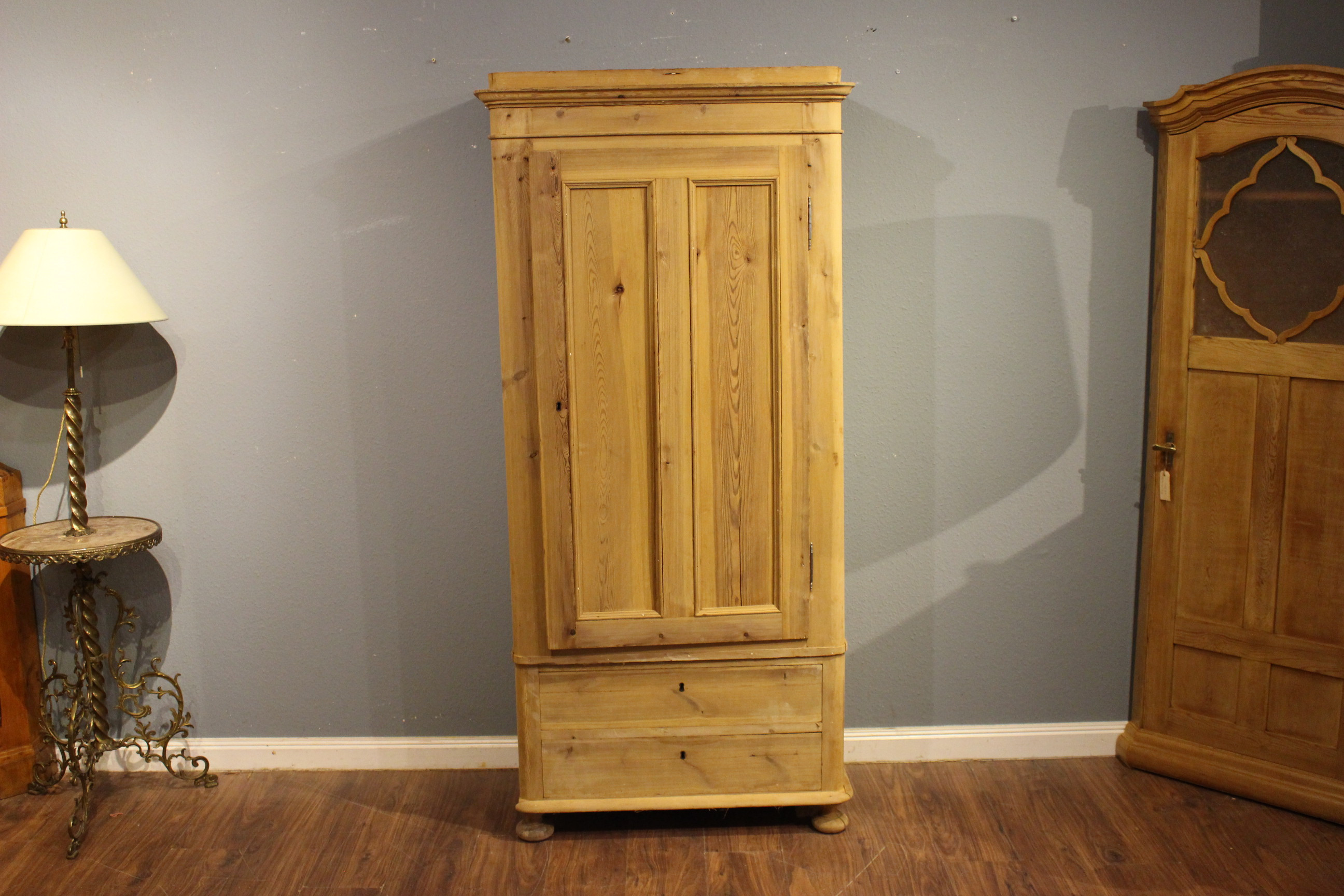 Eintüriger Kleiderschrank Kiefer natur Spätbiedermeier