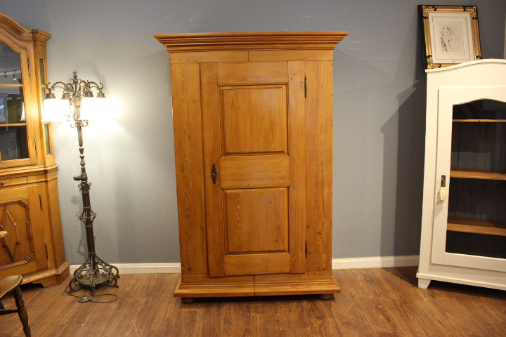 Eintüriger Bauernschrank (Art.-Nr. 05181)