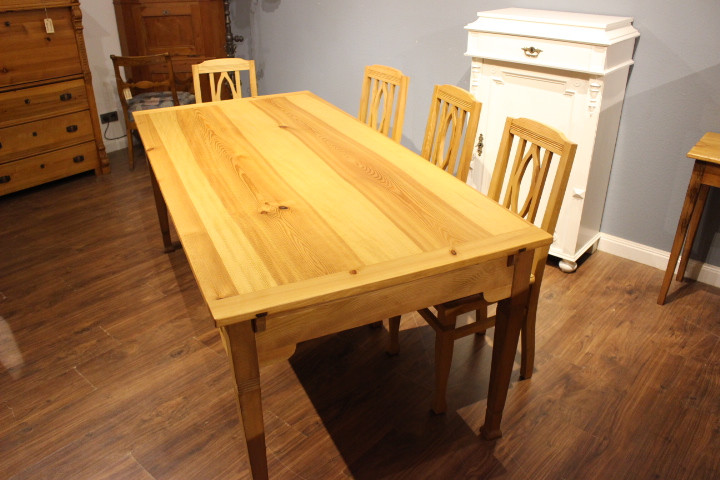 Esstisch, Gesindetisch zum Vergrössern, Jugendstil Nachbau (Art.-Nr. 05116)