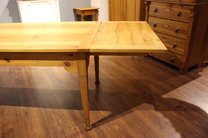 Esstisch, Gesindetisch zum Vergrössern, Jugendstil Nachbau (Art.-Nr. 05116)