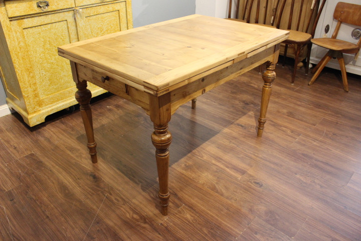 Eßtisch, Küchentisch ausziehbar bis auf 225 cm (Art.-Nr. 04732)