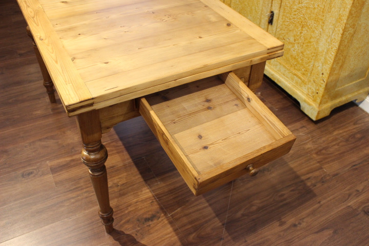 Eßtisch, Küchentisch ausziehbar bis auf 225 cm (Art.-Nr. 04732)