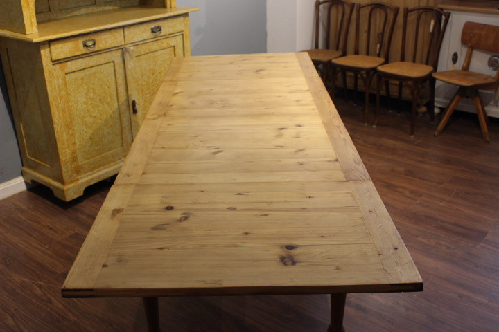 Eßtisch, Küchentisch ausziehbar bis auf 225 cm (Art.-Nr. 04732)