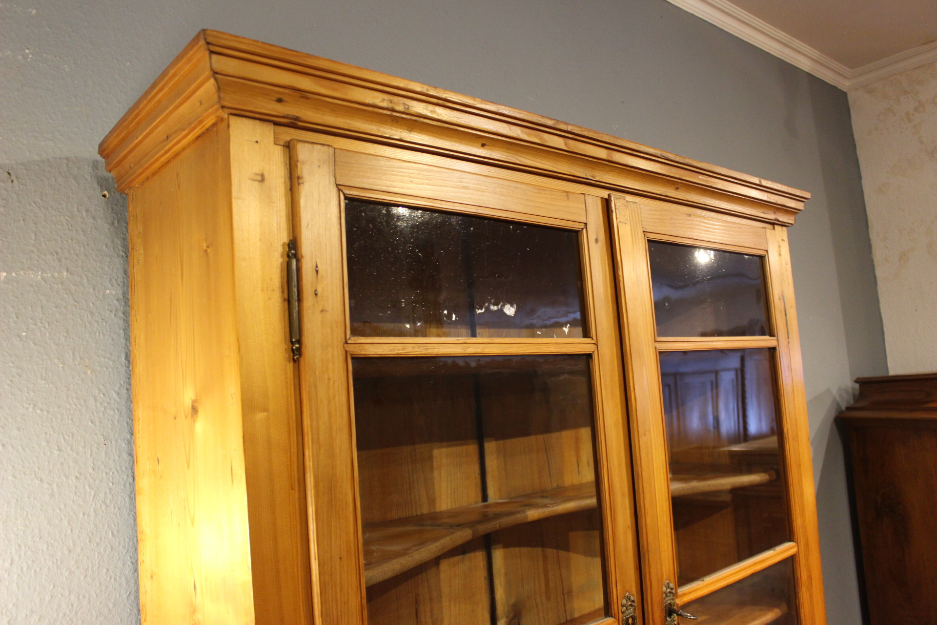 Geschirrschrank, Vitrinenschrank (Art.-Nr. 05137)