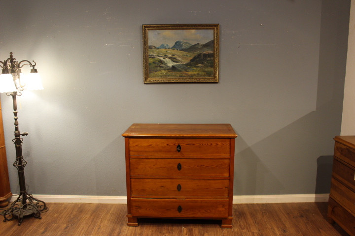 Große Brandtruhe aus der Biedermeierzeit (Art.-Nr.: 05104)