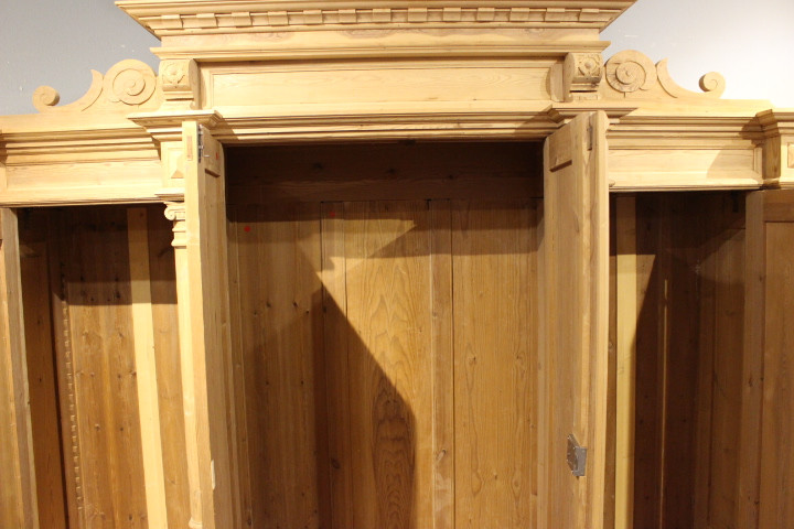 Großer Kleiderschrank, Wäscheschrank, viertürig, Gründerzeit (Art.-Nr. 04857)