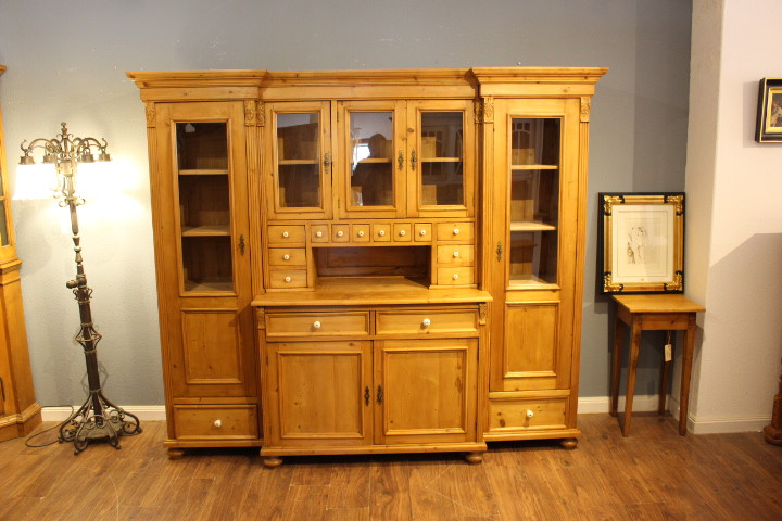 antike Küchenbuffets  Küchenschränke