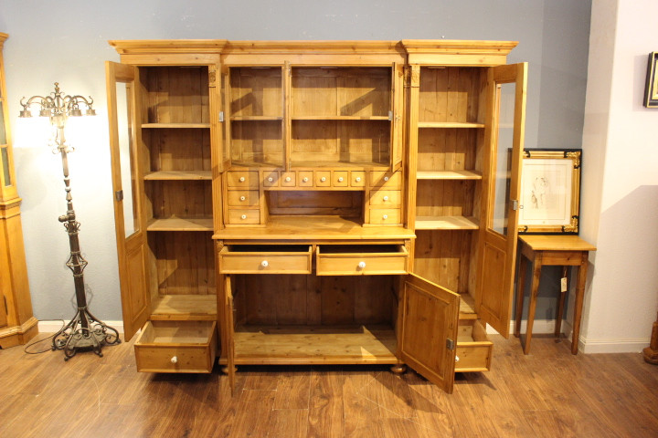 Großes Wohnzimmerbuffet mit Seitenschränken, Jugendstil (Art.-Nr. 05189)