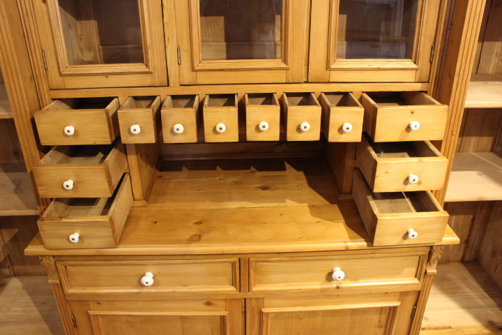 Großes Wohnzimmerbuffet mit Seitenschränken, Jugendstil (Art.-Nr. 05189)