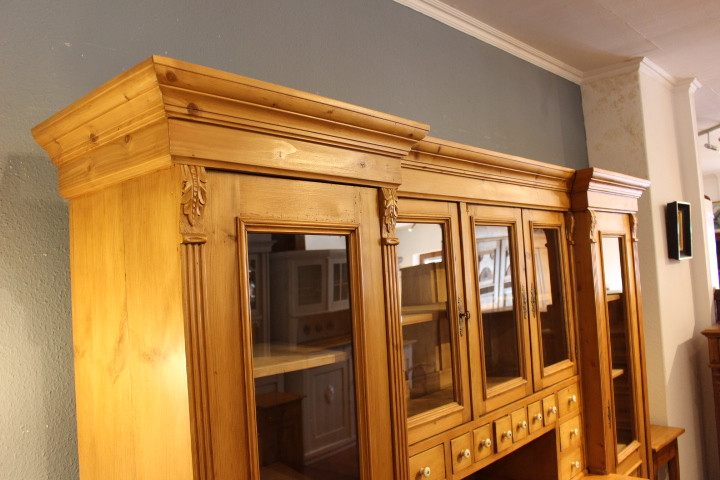 Großes Wohnzimmerbuffet mit Seitenschränken, Jugendstil (Art.-Nr. 05189)