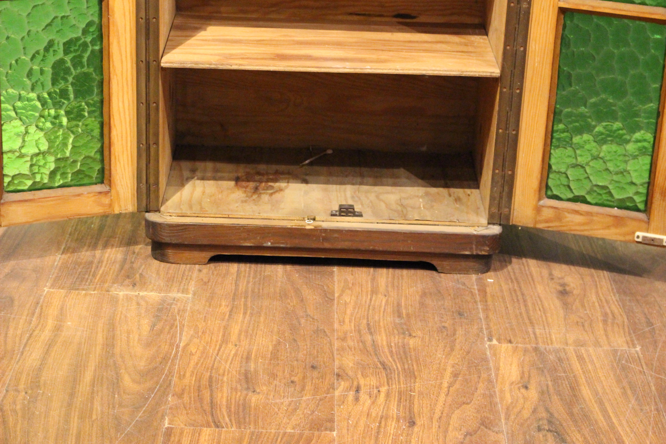 Kinderschrank, Hängeschrank, Wandschrank (Art.-Nr. 04288)
