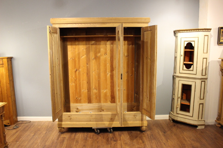 Kleiderschrank, Spiegelschrank, Art déco, Kiefer antik (Art.-Nr. 04845)