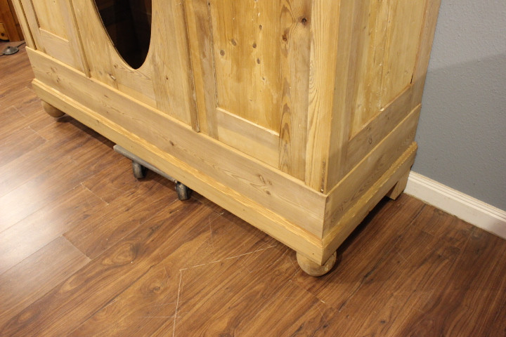 Kleiderschrank, Spiegelschrank, Art déco, Kiefer antik (Art.-Nr. 04845)